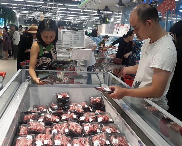 Ha Noi to have enough pork during Tet: officials
