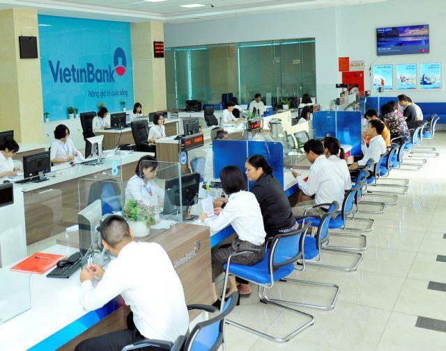 VN-Index loses momentum, banks progress on cash-preserving decision