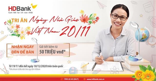 HDBank begins 64,000 gift programme to mark Vietnam Teachers Day