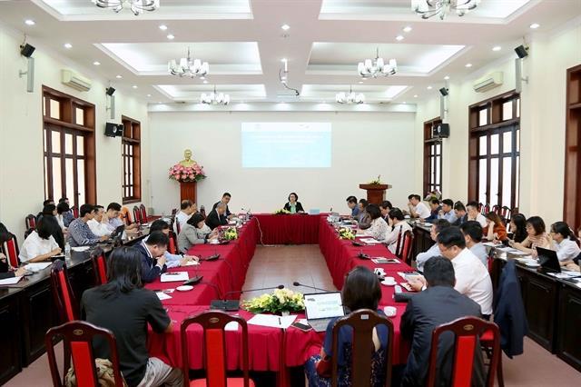 Experts discuss Viet Nams digital economic development post-COVID-19