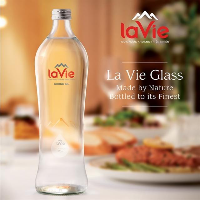 La Vie launches natural mineral water in glass bottles