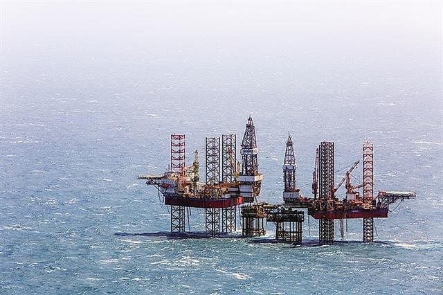 Fitch affirms BB ratings on EVN, EVNNPT, PVN revises outlooks to stable