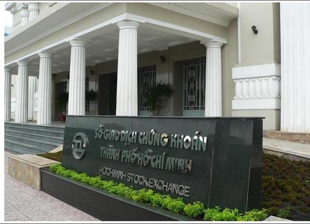 Exchange-traded fund VFMVN Diamond debuts on bourse