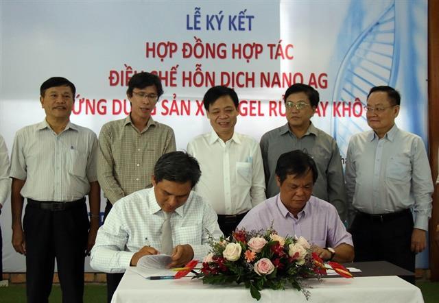 Sai Gon Hi-tech Park creates silver nano compound for hand sanitiser