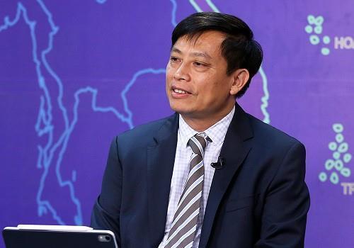 COVID-19 pushes businesses online