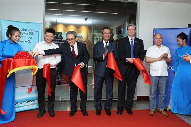 Qualcomm launches its first RD facility in region in Ha Noi