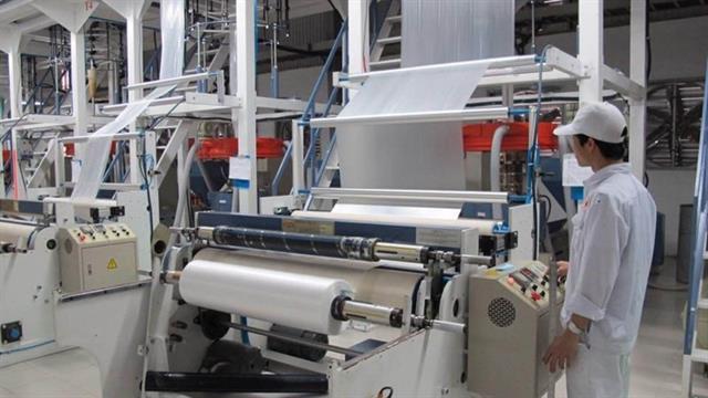 Viet Nam imposes tariffs on foreign plastic film