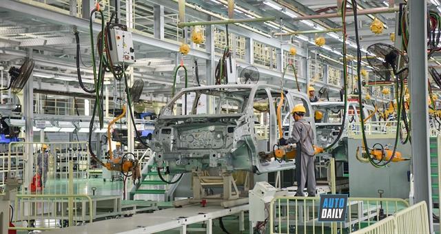 THACO finishes contract to export semi-trailers to US