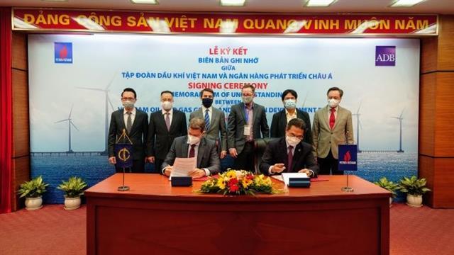 ADB, PetroVietnam team up to promote green energy development in Viet Nam