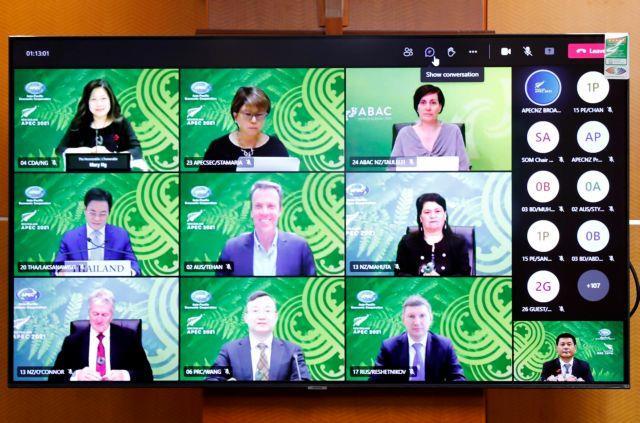 Trade minister presents Viet Nams economic recovery priorities at APEC Meeting