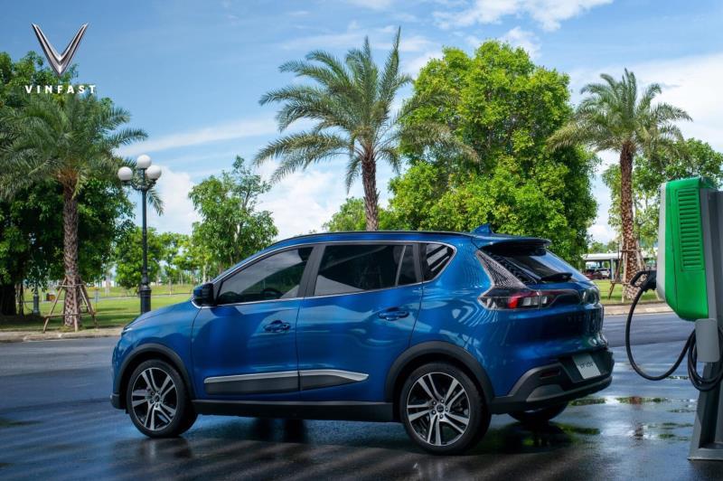 VinFast sparks electric car race in Viet Nam