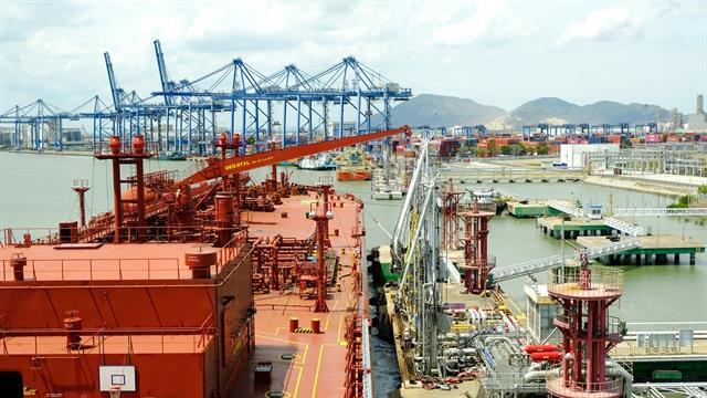 Market finishes higher after a week off