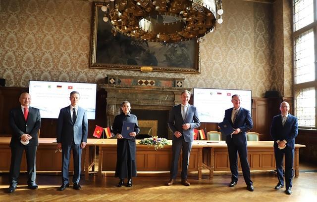 German, Vietnamese firms to jointly build water treatment plant in Long An