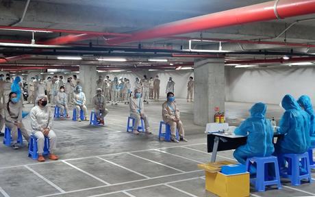 Businesses strive to maintain production amid lockdown in HCM City