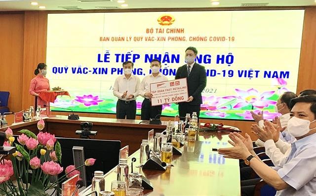 Fast Retailing donates VND11 billion to Viet Nams COVID-19 Vaccine Fund