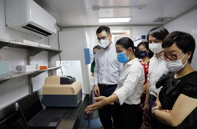 VPBank provides five mobile COVID-19 testing container trucks