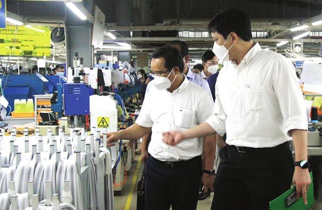 Long An supports businesses through its new normal