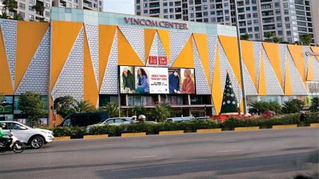 UNIQLO opens two new stores in Ha Noi