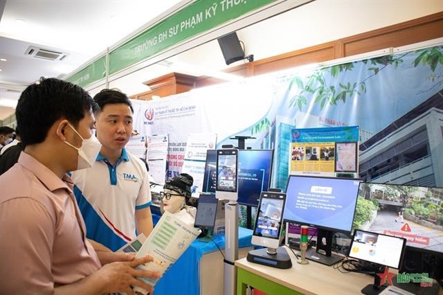 Intl forum in HCM City discuss smart cities, automation and digital transformation