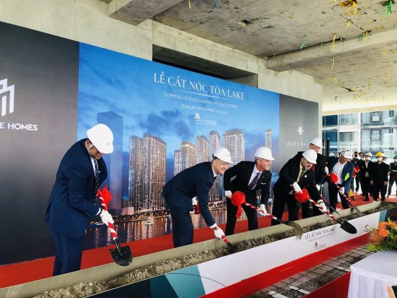 Masteries Homes celebrates Lake topping out construction milestone