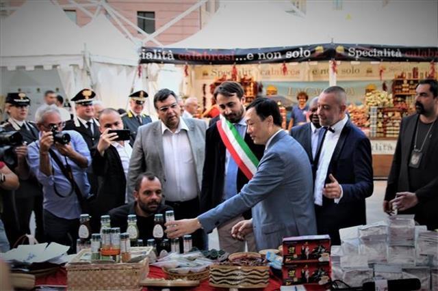 Viet Nam attends Italys 11th World Chili Pepper Trade Fair