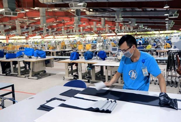 September PMI falls slightly despite increase in new orders