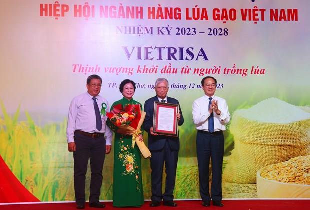 Việt Nam Rice Industry Association makes debut
