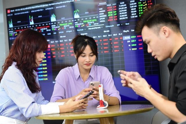 Stock market expects growth in 2024 with lower interest rates, improved business performance