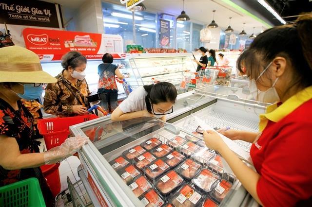 Indices extend losses due to selling pressure