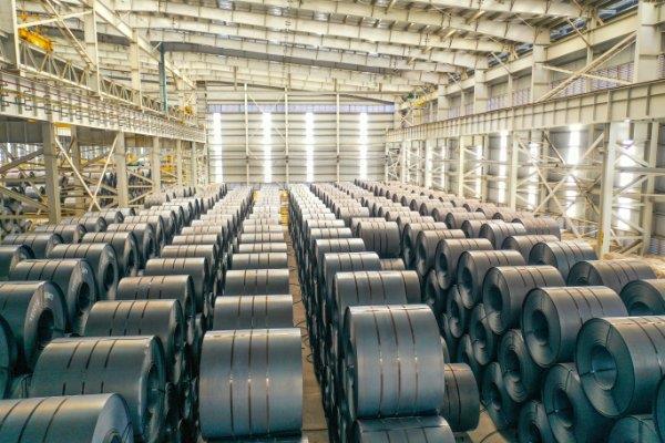 Domestic steel enterprises suffer falling demand