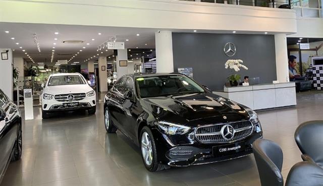 Mercedes-Benz to introduce all-electric cars in Viet Nam