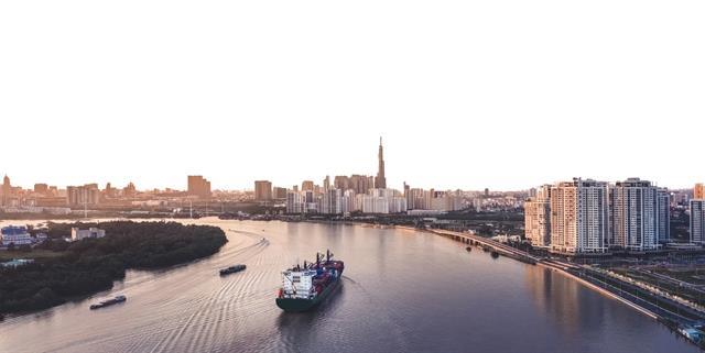 Vingroup and affiliates win 5 gold medals at the FinanceAsia Awards 2023