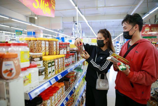 Technology and changing investment model drive retail sectors growth