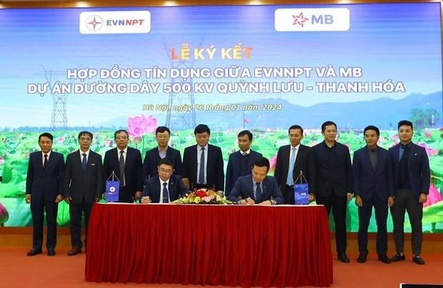 VNĐ15.6 trillion credit agreements inked for 500kv transmission line