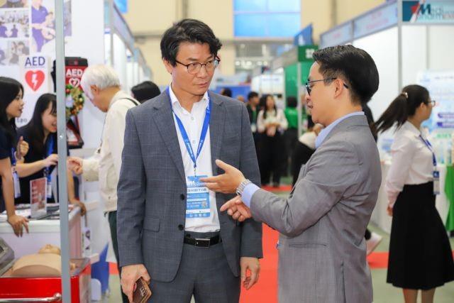 Vietnam Medipharm Expo 2024 opens in Hà Nội