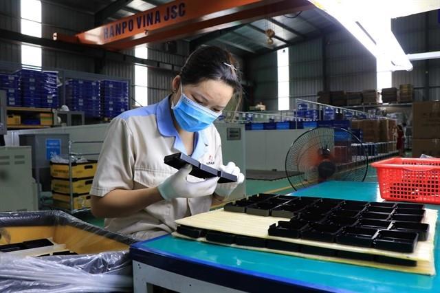Vietnam needs to complete legal system for sustainable development of key industries