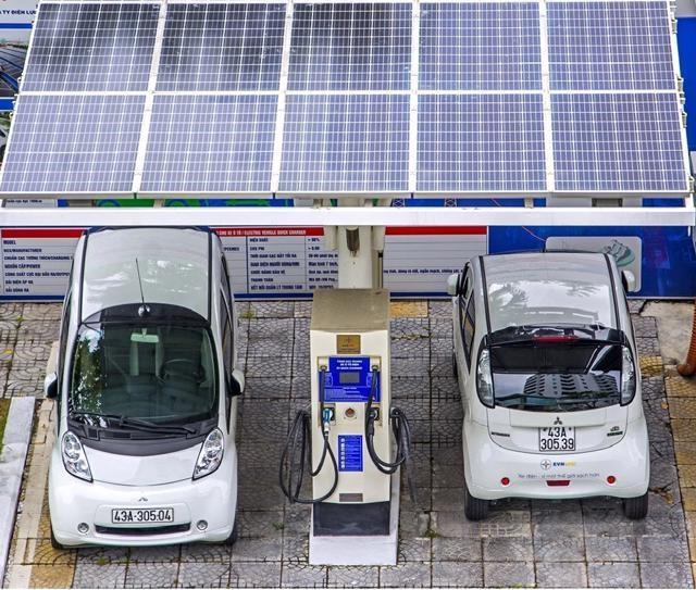 Việt Nams EV market  faces a bumpy road