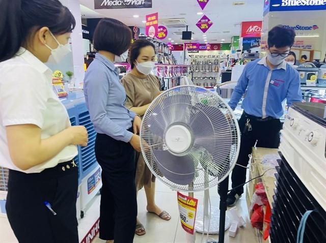 Cooling equipment market heats up to welcome summer