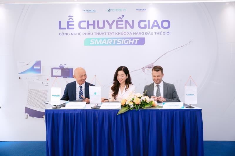 Đông Đô Hospital applies SmartSight technology to improve eye care services