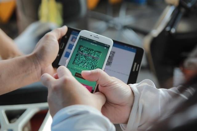 Govt defines electronic money, Bitcoin not included