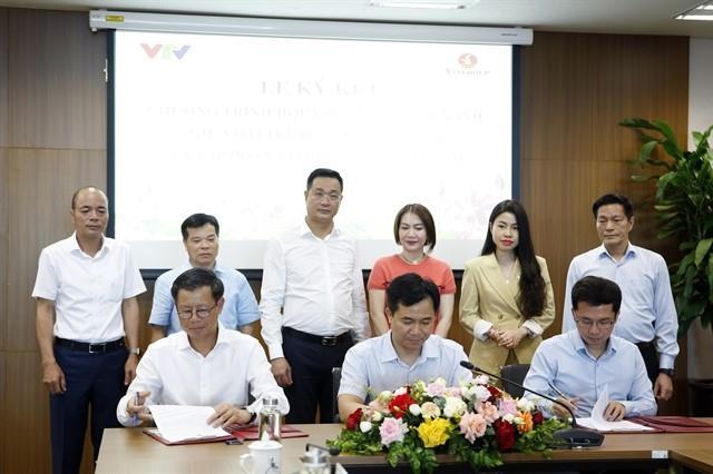 VTV and Vingroup work together to promote green transformation.