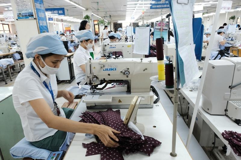 Việt Nams textile and garment sector seizes opportunities to grow
